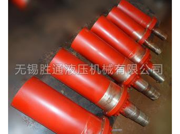 鏇(xuan)壓機(ji)液壓(ya)缸